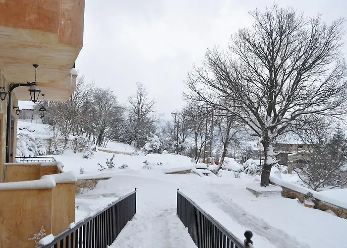 Maria Synikia Mesi Trikalon